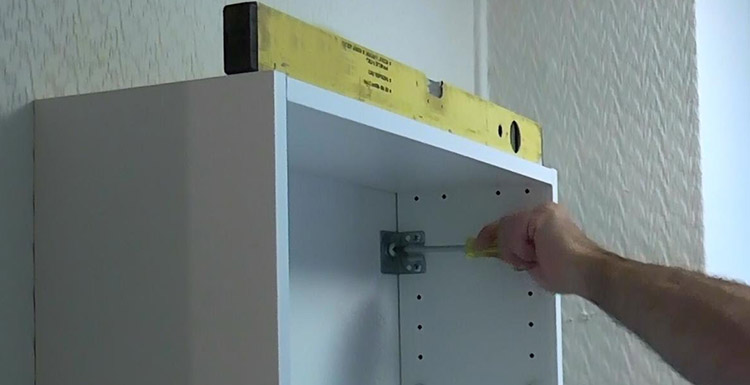 How To Install Wall Cabinets A Step By Instruction Guide - How To Install Bathroom Medicine Cabinet