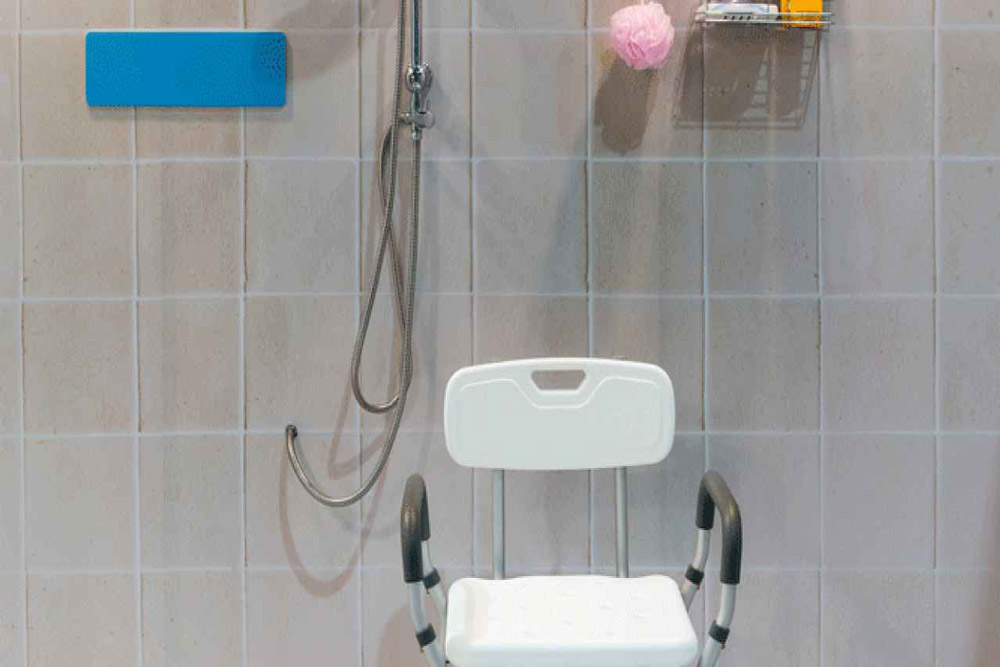 Best Shower Chair for Elderly of 2022 | Toilets Guide