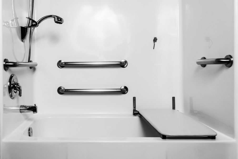 Installing Handicap Grab Bars, Where Is The Best Place To Put Grab Bars In Bathtub