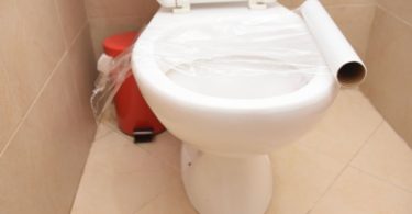 How to Unclog a Toilet with Saran Wrap