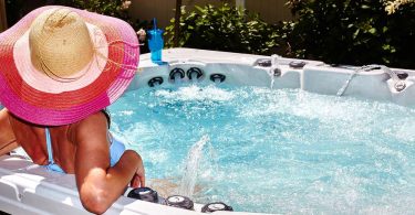 hot tub ozonator pros and cons