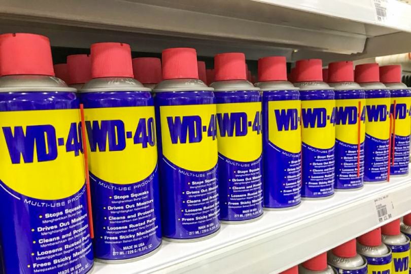 how to clean shower doors with wd-40